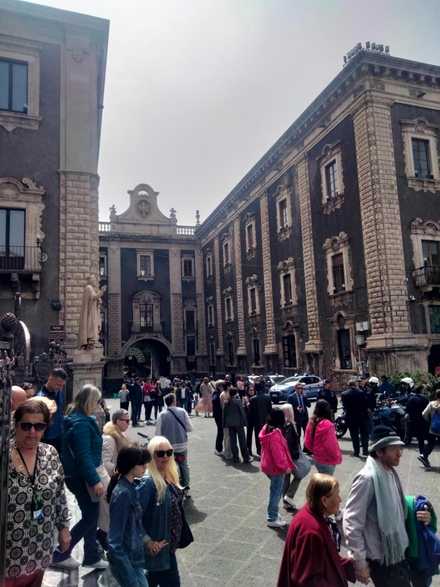 Etna Timeo Central Apartment In Baroque Building CTA Eksteriør bilde